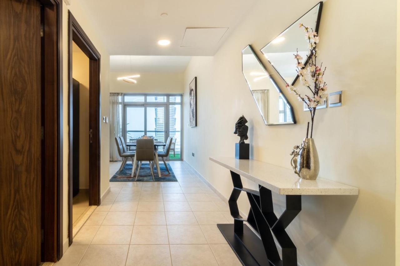 Scenic 2 Bedroom Apartment - Downtown Business Bay Dubai Exterior photo